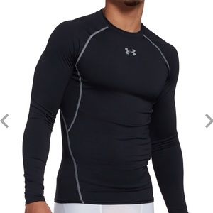 Men’s UnderArmour compression shirt